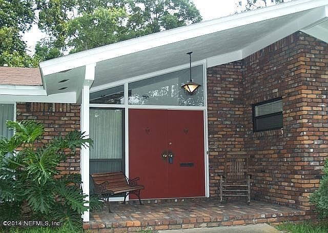 1st image of 1839 Woodleigh Dr W