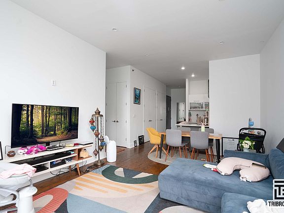 5th image of 235 E 121st St #5A