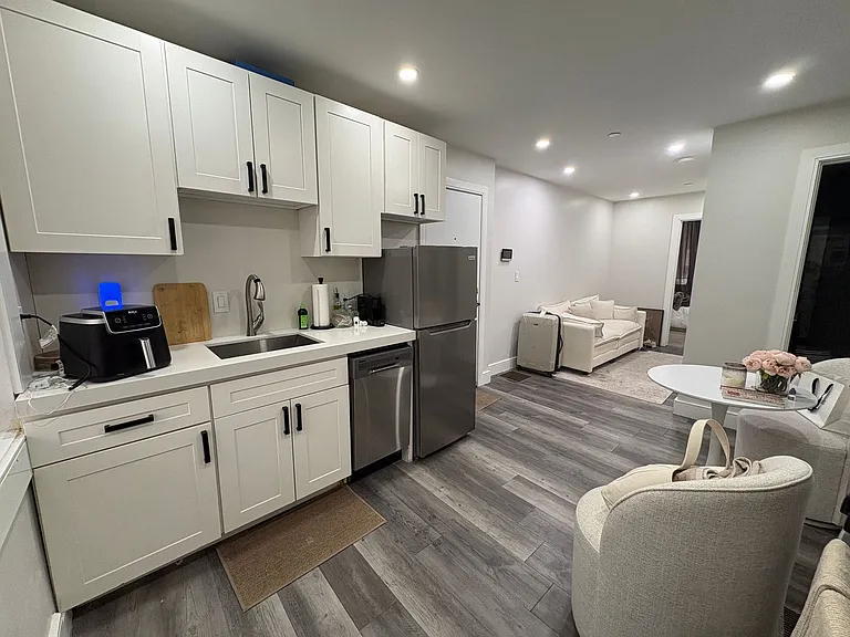 19 Sheafe St #1A — Photo 1