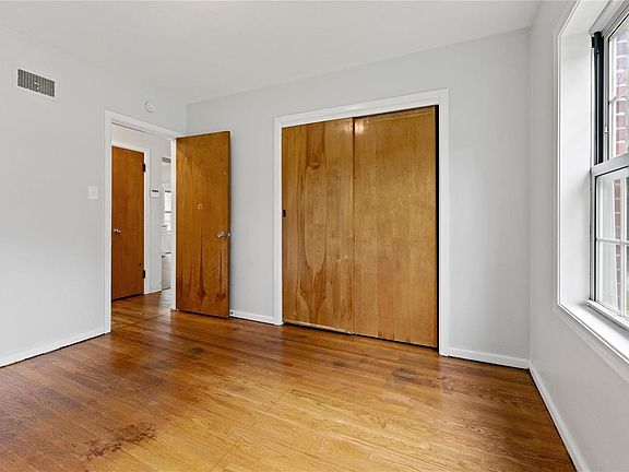 5th image of 113 Habecking Dr