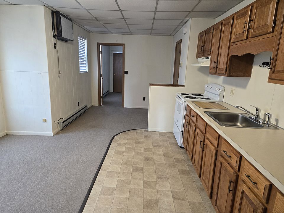 1st image of 19 Winn St APT E
