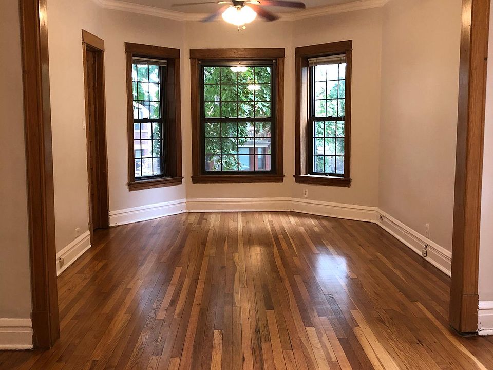 1st image of 2223 W Leland Ave #2