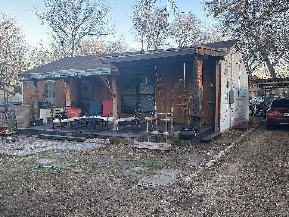 1st image of 548 Elston Dr