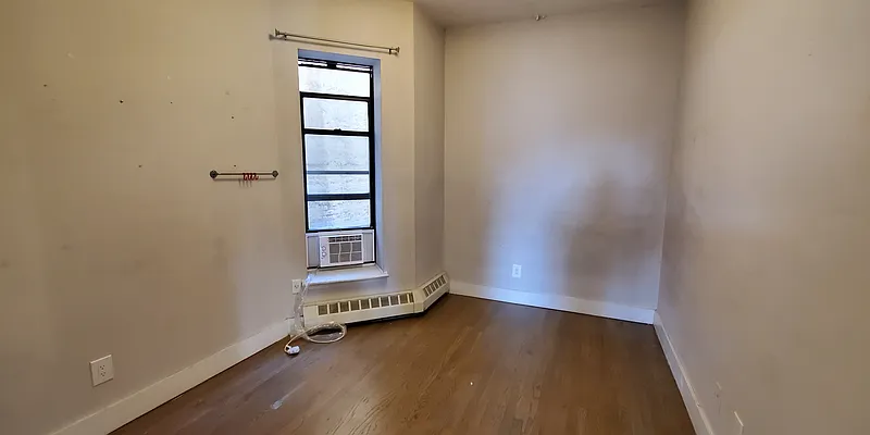 Rented by Premier One Realty LLC | media 16