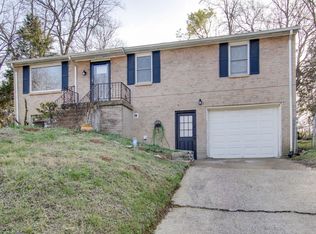 221 Old Tusculum Rd, Antioch, TN 37013
