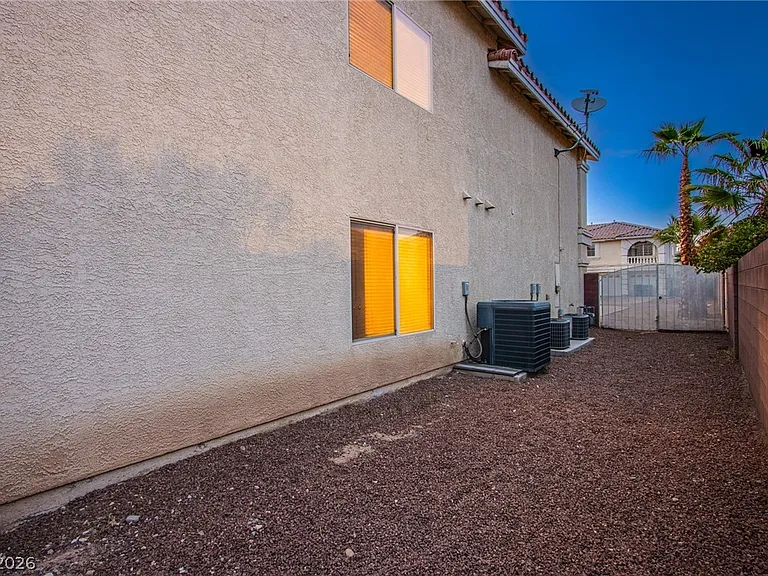 6637 Coronado Palms Ave — Photo 54