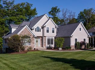 7916 Butterfly St, Concord Township, OH 44077