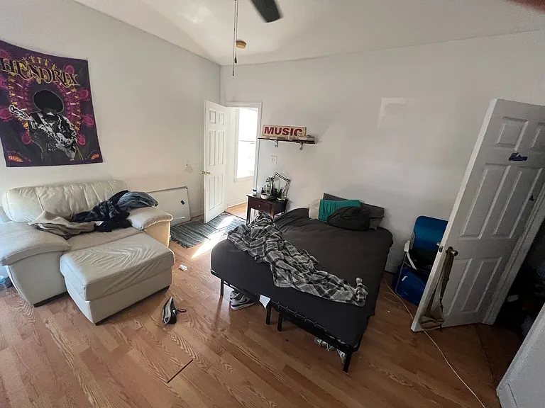 1235 W Cary St — Photo 22