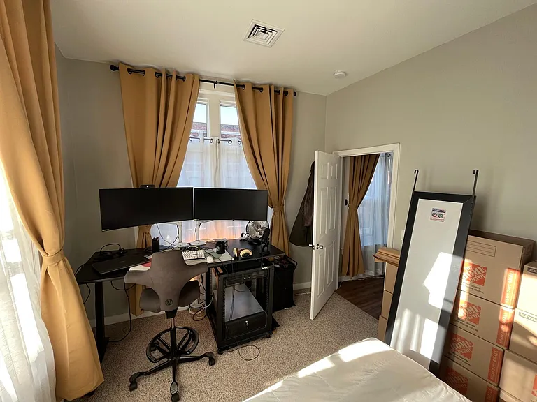 369 Hanover St #3 — Photo 6