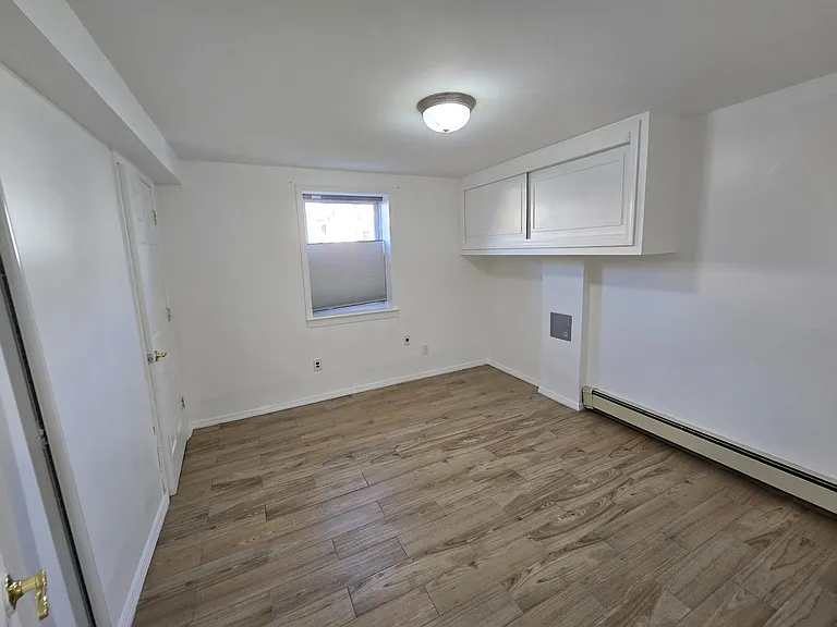 132 Ontario Ave #B — Photo 12
