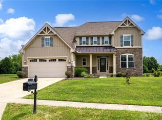 9728 Crooked Creek Dr, Centerville, OH 45458
