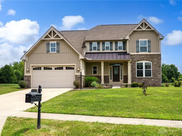 9728 Crooked Creek Dr, Centerville, OH 45458