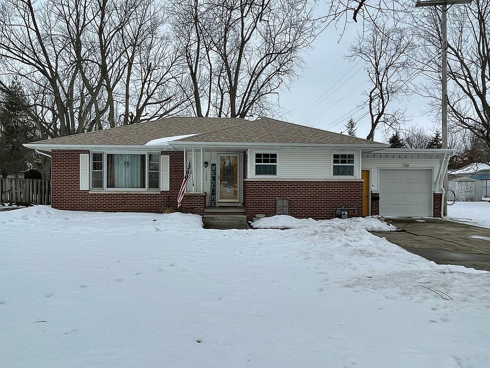 548 S Fall St, Paxton, IL 60957 Zillow