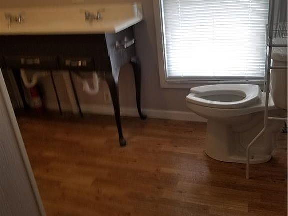 5th image of 508 W Nettie Ave