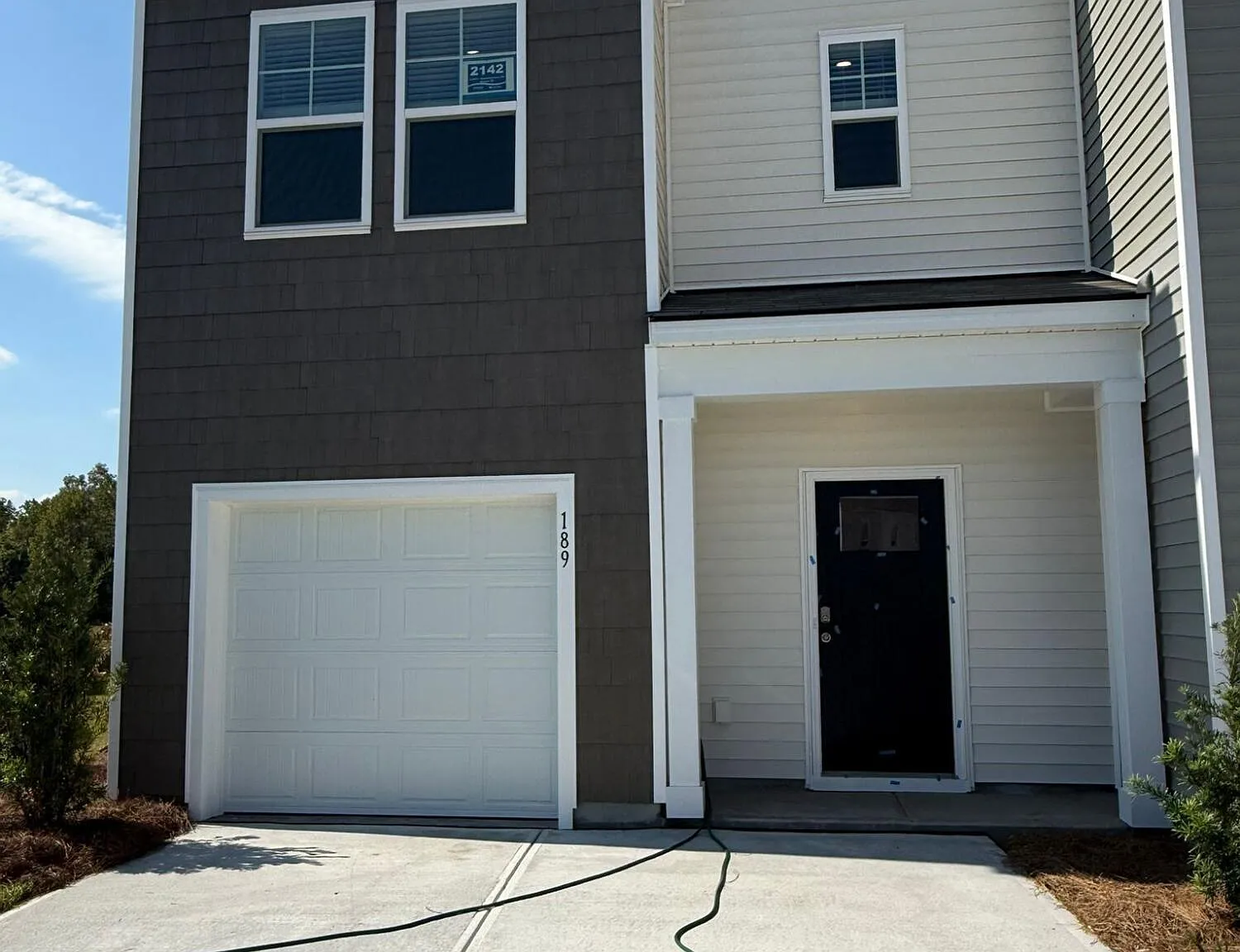 2 bed, 3.5 bath, 1694 sqft, $2,200 — Photo 1