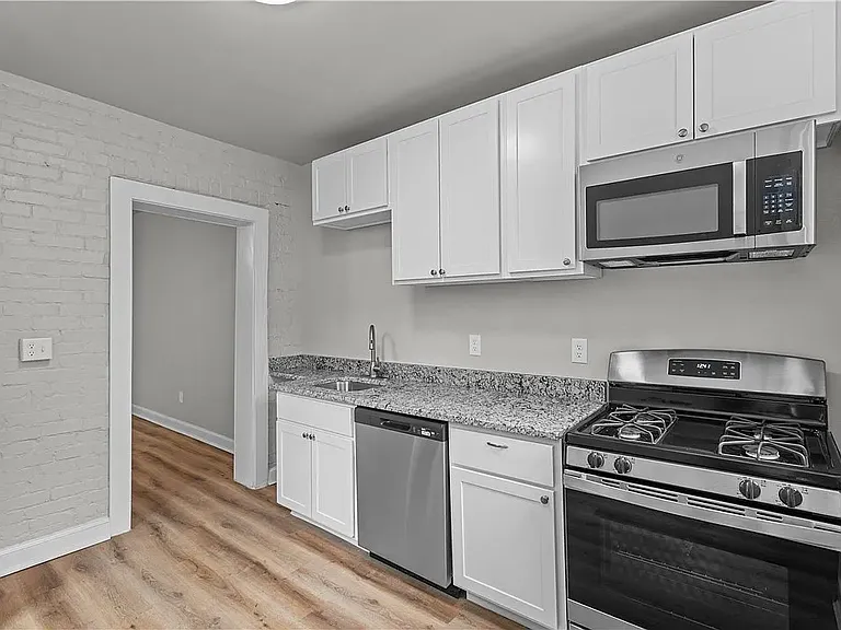 1238 Church Ave — Photo 6