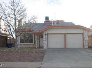 11120 Loma Escondida Dr, El Paso, TX 79934