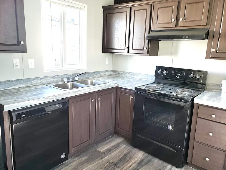 421 N 200 W - Tooele, UT — Photo 6