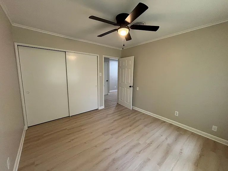 2608 E Cavett Dr — Photo 14