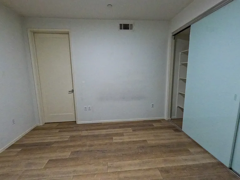2006 S Corning St #3 — Photo 83