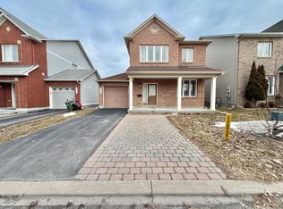 805 Taradale Dr, Ottawa, ON K2J 0H8