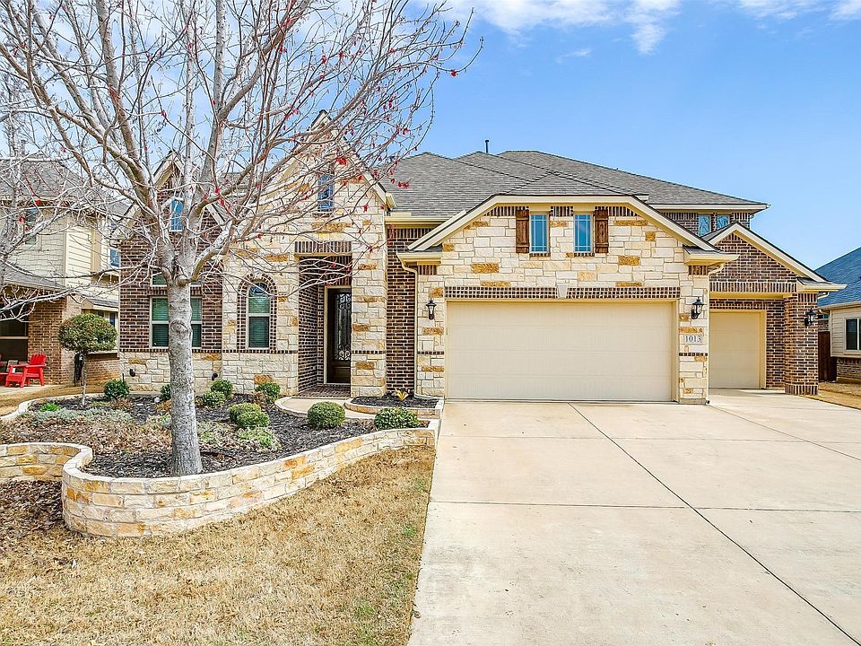 1st image of 1013 Tarragon Dr