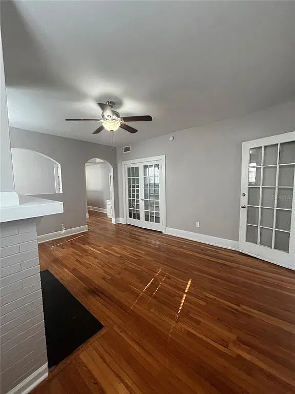 2 bed, 1.0 bath, 982 sqft, $2,250 — Photo 3