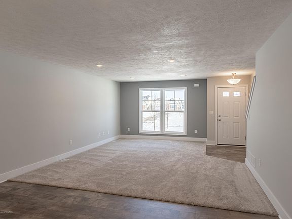 3rd image of 3852 Fossum Ln #11