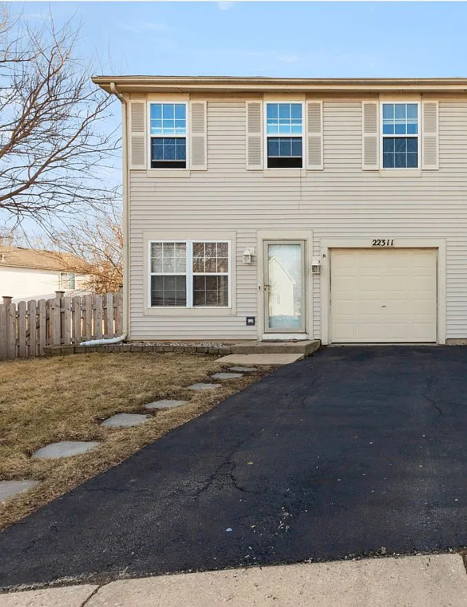 22311 W Niagara Ct photo 1