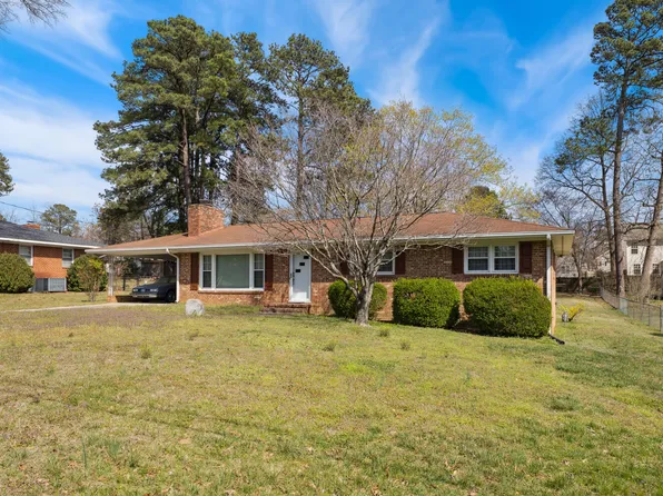 2800 Dove Ln, Raleigh, NC 27604