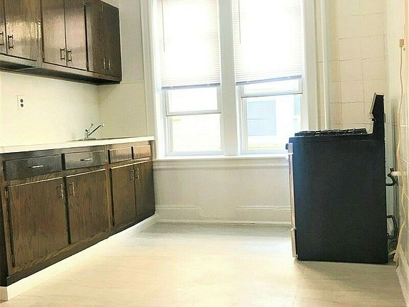 3rd image of 22-53 26th St #2B