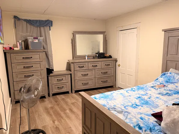 8 Normal St #1, Worcester, MA 01605