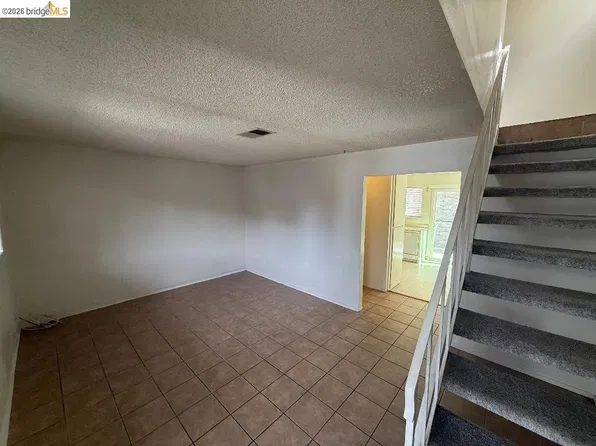2213 L St, Antioch, CA 94509