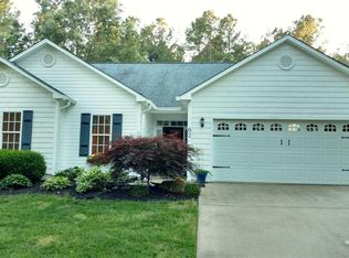 62 Rainwater Ct, Clayton, NC 27527