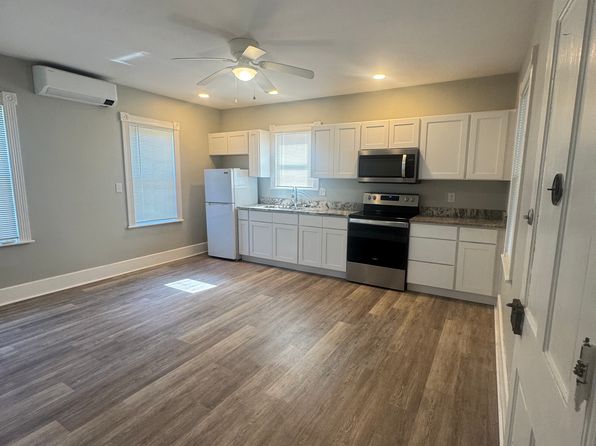 5900 Sullivan Trl #1