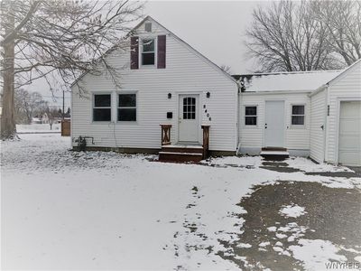 8406 Lindbergh Ave, Niagara Falls, NY, 14304
