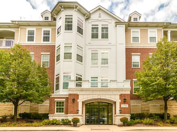 2750 Commons Dr Unit 408, Glenview, IL 60026
