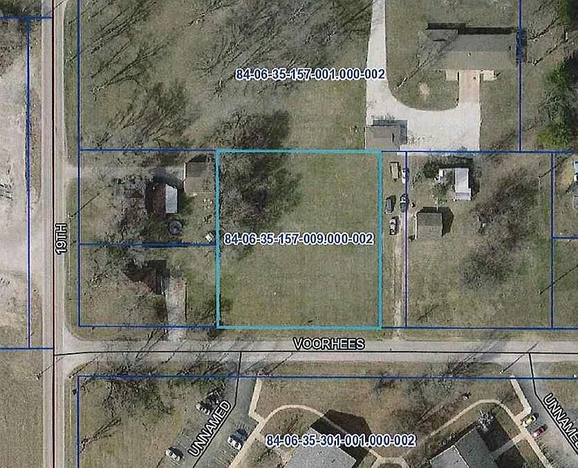 1st image of 2020 E Voorhees St