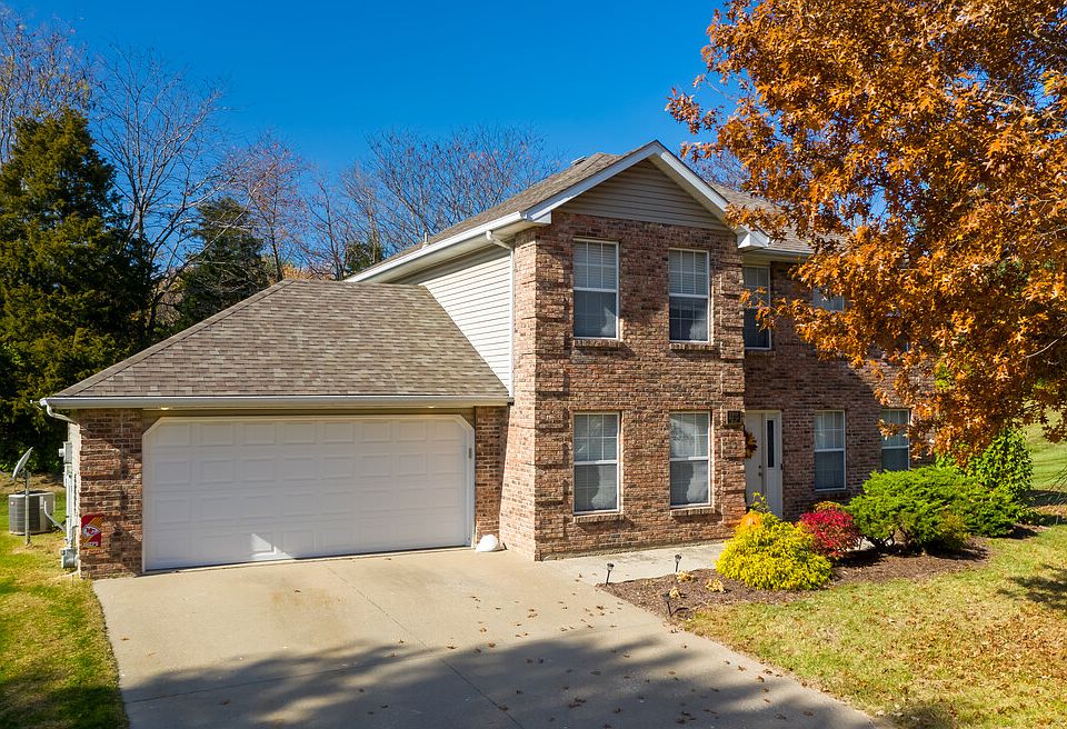 1st image of 309 W Oak Dr