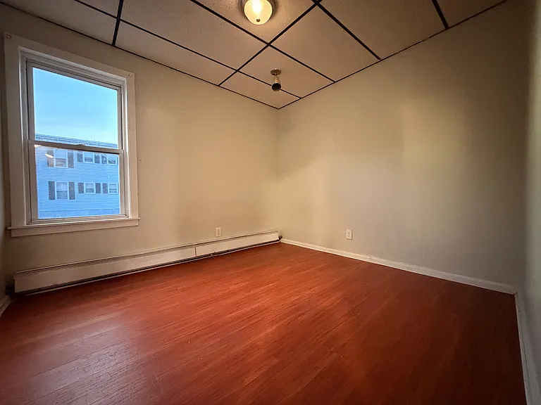 754 Lakeview Ave #2R — Photo 11