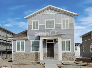 7401 Copper Rim Dr, West Jordan, UT 84084