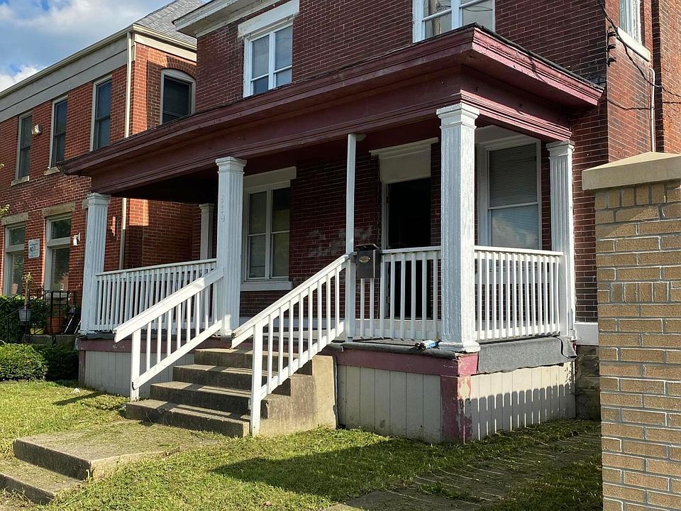 1st image of 929 E Long St