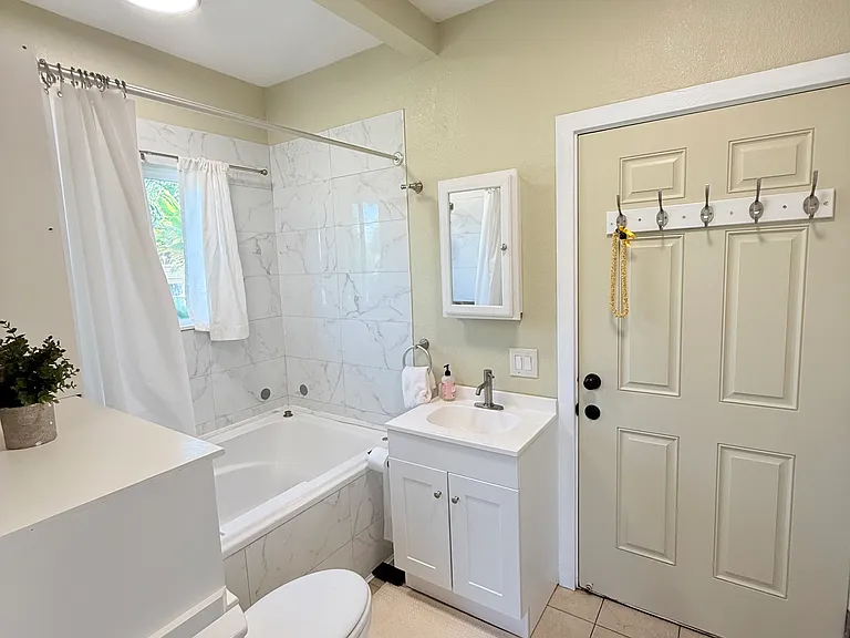 Bathroom nr 1
