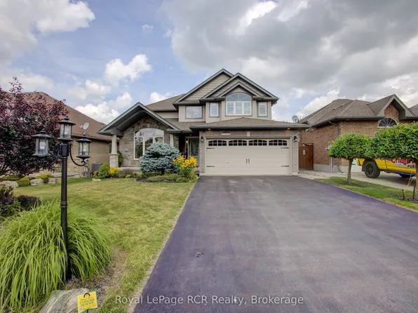 237 Carrol St, Wellington North, ON N0G 1A0