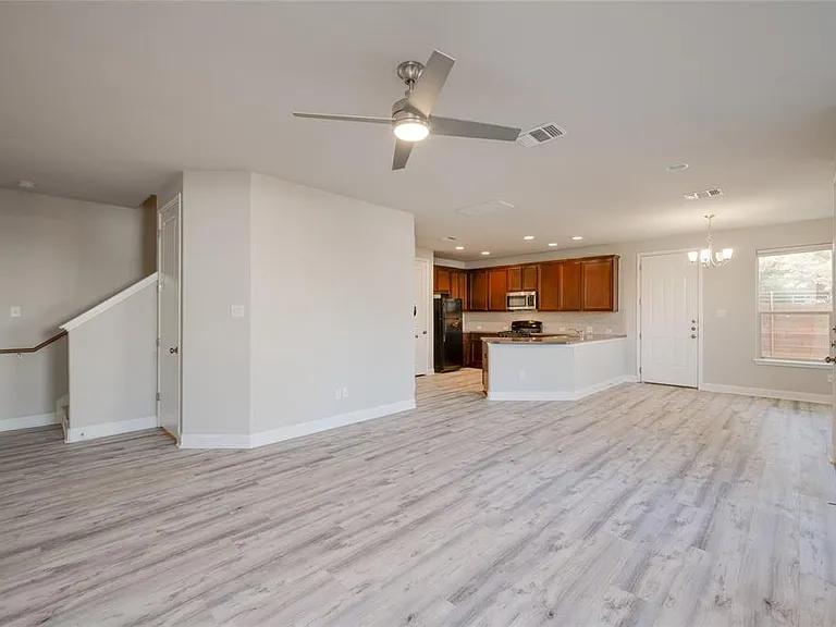 5701 Cougar Dr #D — Photo 20