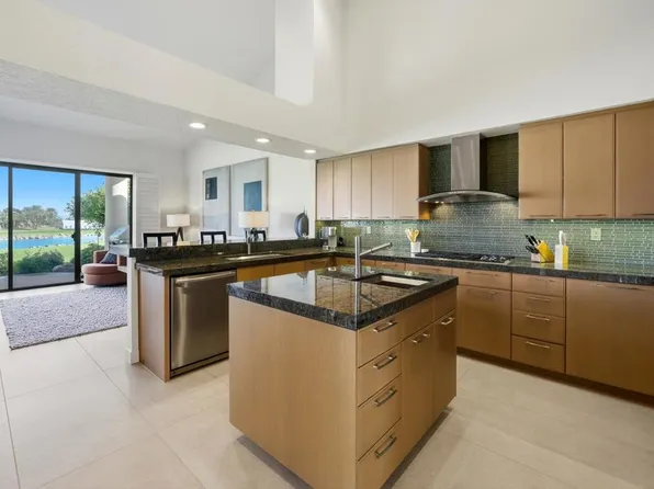 55650 Oaktree, La Quinta, CA 92253