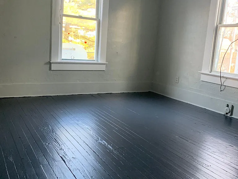 503 Sherman St — Photo 6