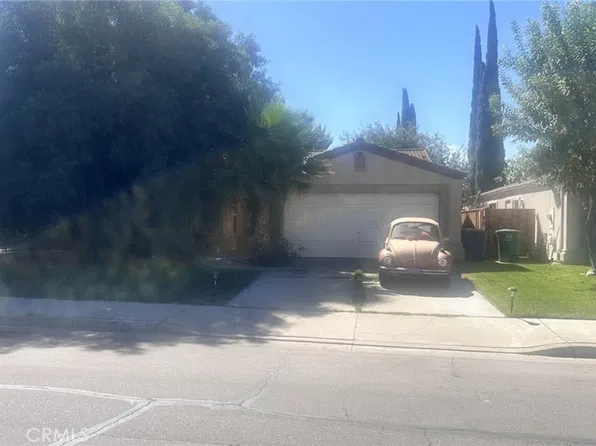 1851 College Green Dr, Merced, CA 95348