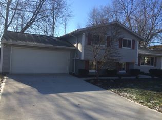 28597 Elder Dr, North Olmsted, OH 44070