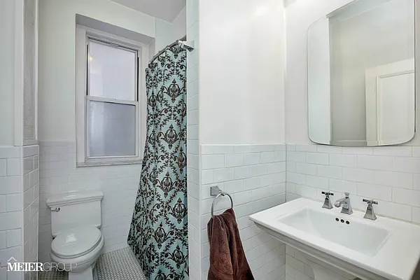 Sold by MEIER | media 19